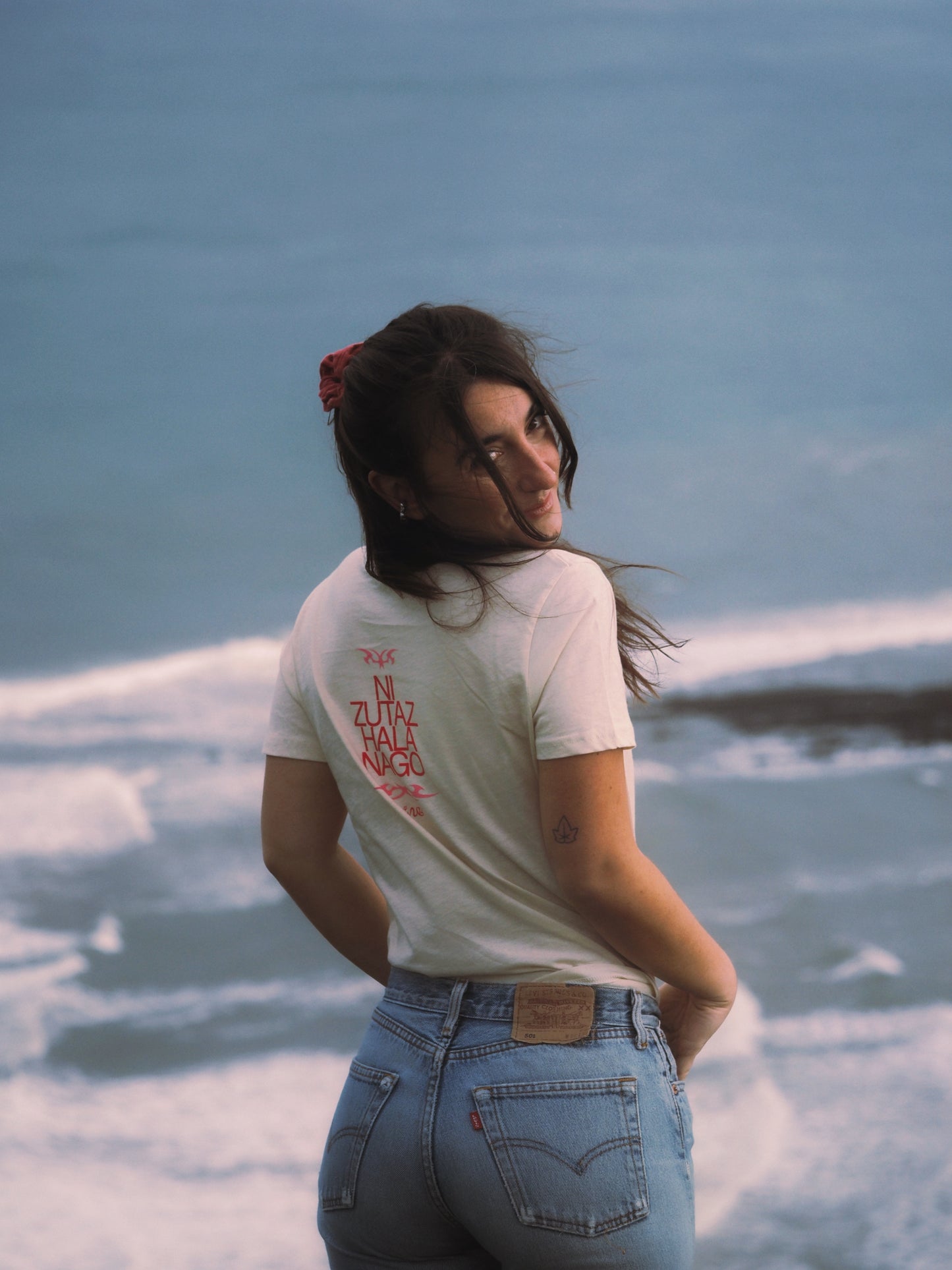 SÜNE · Kantauri Kamiseta