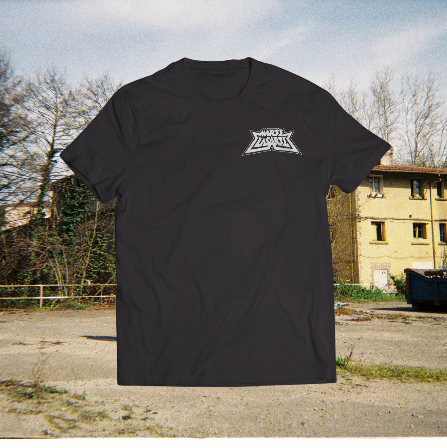 Marte Lasarte · Camiseta Negra